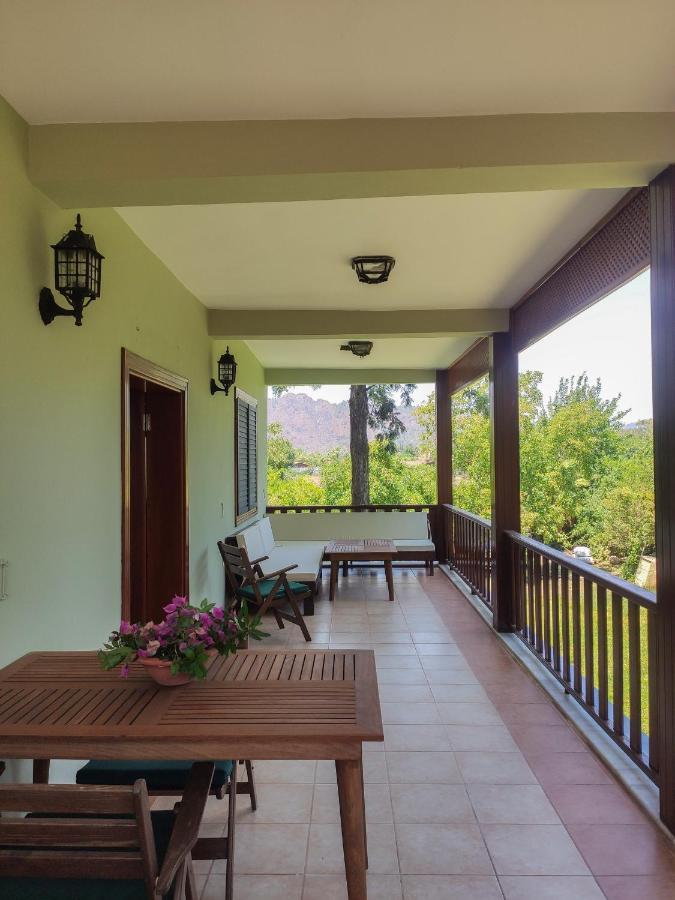 Pinea Pansiyon Kemer Esterno foto